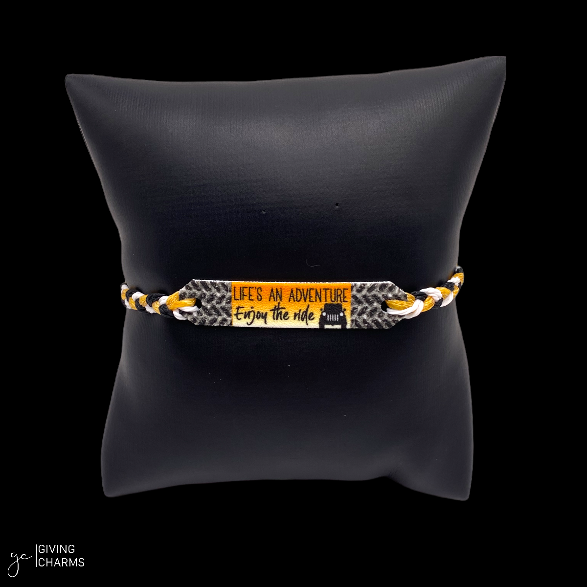 Off-Roading | Charm Strings Bracelet
